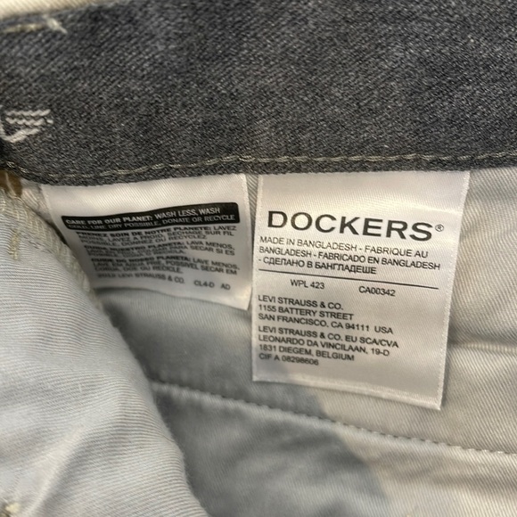 33x32 Mens DOCKERS slim tapered fit Pants - Picture 3 of 6